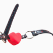 Bâillon boule coeur silicone
