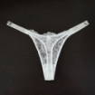 String dentelle et paillettes LOVE