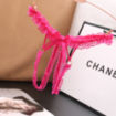 String ouvert dentelle frou-frou