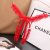 String ouvert dentelle frou-frou