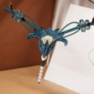 String ouvert broderie perles
